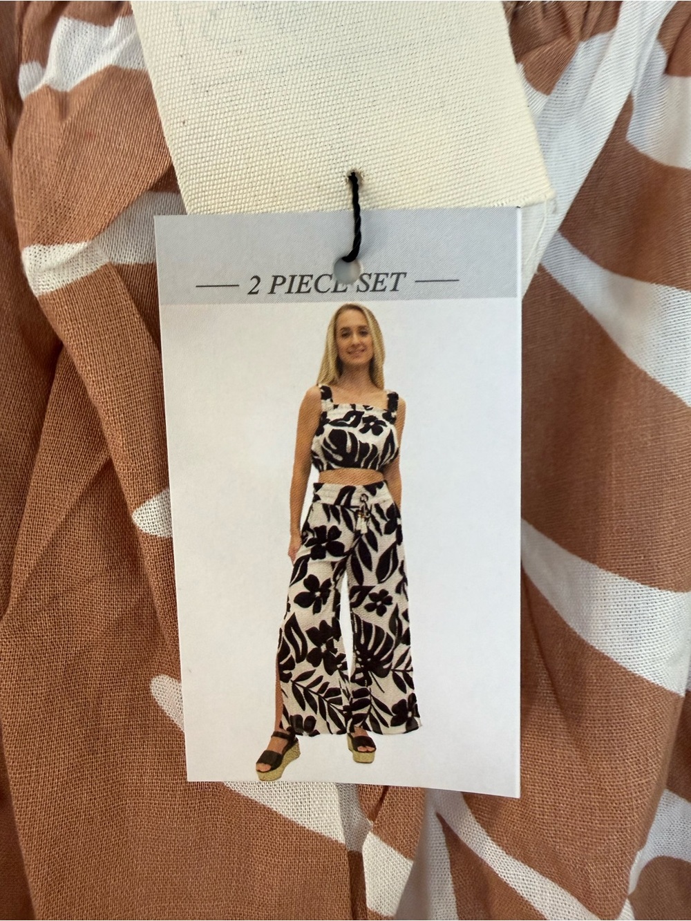 Two-Piece Floral Print Pants Set - Brown/White